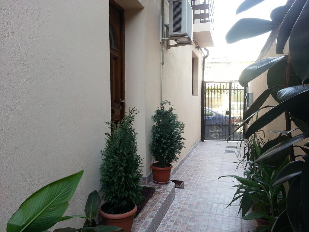 Banu Manta Apartments Bucharest Exterior photo